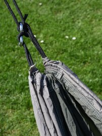 Hängematte NYLON 275x137 cm grün-braun