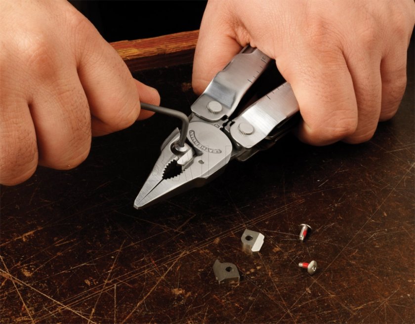 Multitool Leatherman Super Tool 300 schwarz