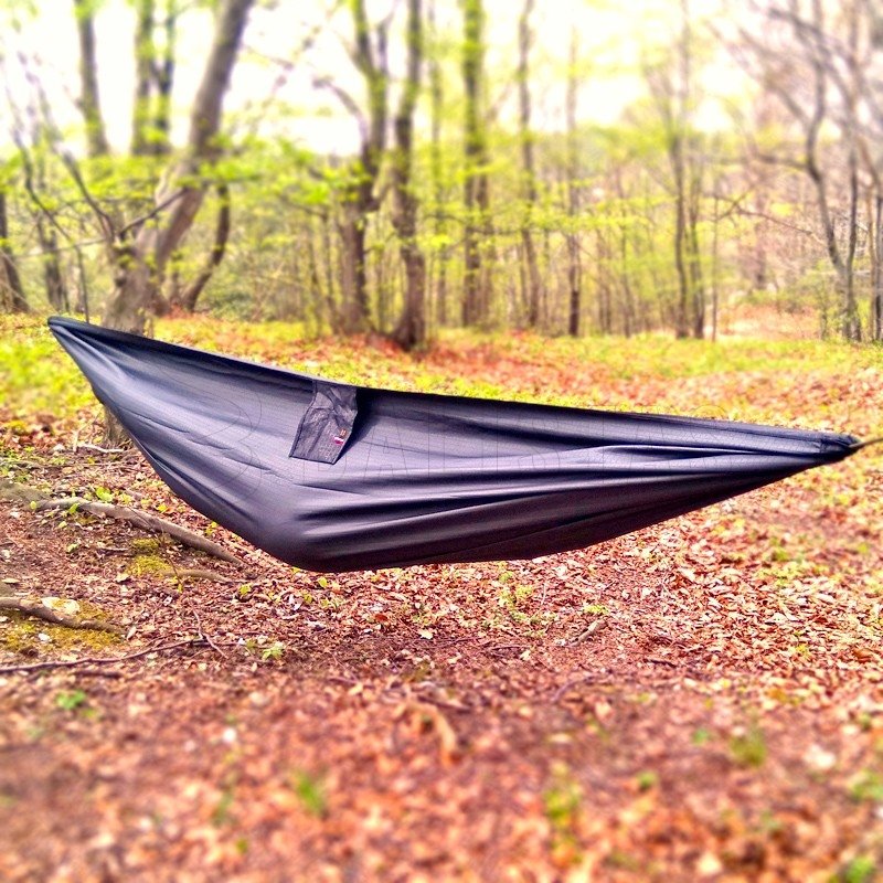 Hängematte Medvěd schwarz tigerwood