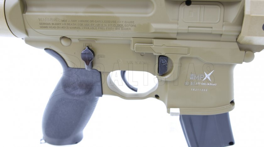 Luftgewehr Sig Sauer MPX 4,5mm FDE Sand mit Kolimator