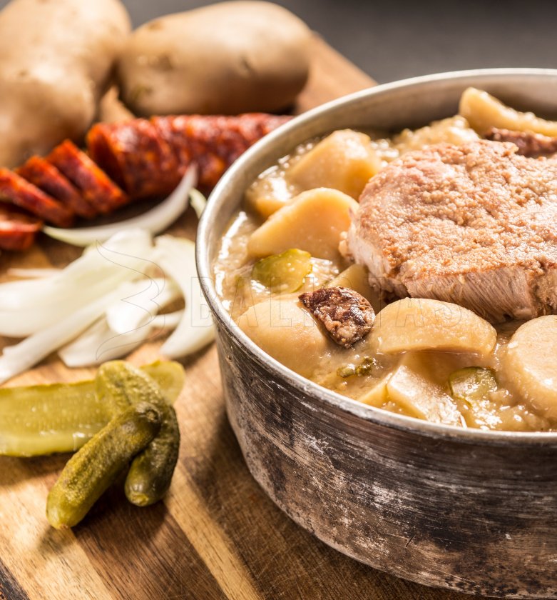 Menu III – Schweinskotelett + Wildhuhn Adventure Menu