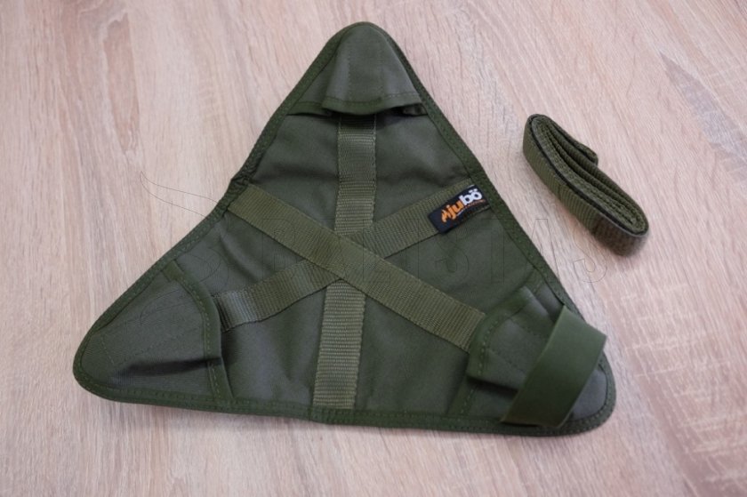 Sitzgelegenheit / Dreibein Jubö Bushcraft
