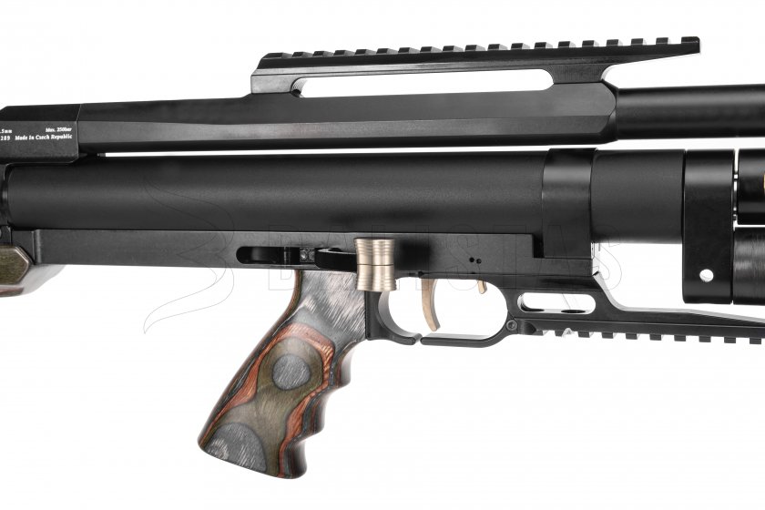 Taipan Veteran II TAC 550mm Laminate Forest_5.jpg